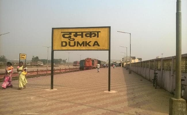 Jharkhand : अब संथाल परगना में रेलवे स्टेशनों के नाम ओलचिकी में, घोषणाएं भी स्थानीय भाषा में