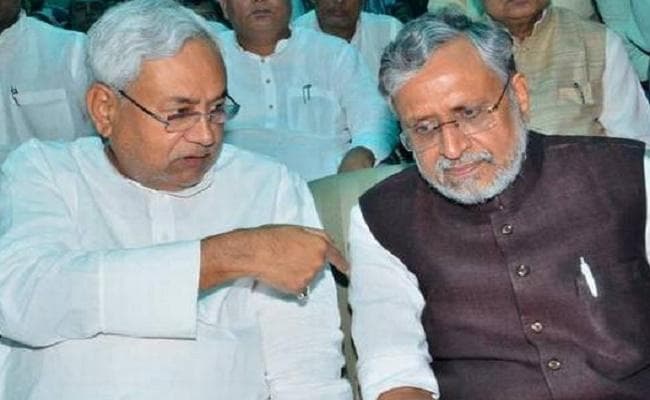 नीतीश सरकार के मंत्रियों ने मुंगेर में भरी हुंकार, कहा- बिहार के सभी 40 सीटों पर लहरेगा एनडीए का परचा