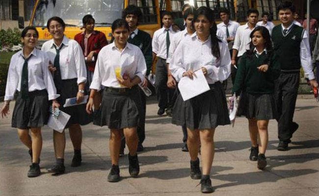 Board 2019: CBSE ने स्टूडेंट्स को इस चीज के लिए किया आगाह, कही यह जरूरी बात
