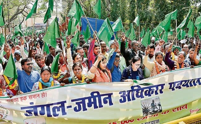 नेशनल एलायंस फॉर पीस एंड जस्टिस के बैनर तले हजारीबाग से चली थी पदयात्रा, रांची पहुंची, गवर्नर को दिया ज्ञापन