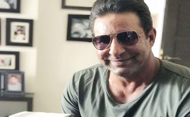 भारत-पाकिस्‍तान के बीच तनाव के बीच वसीम अकरम ने दिया ऐसा संदेश, सोशल मीडिया पर ''बवाल''