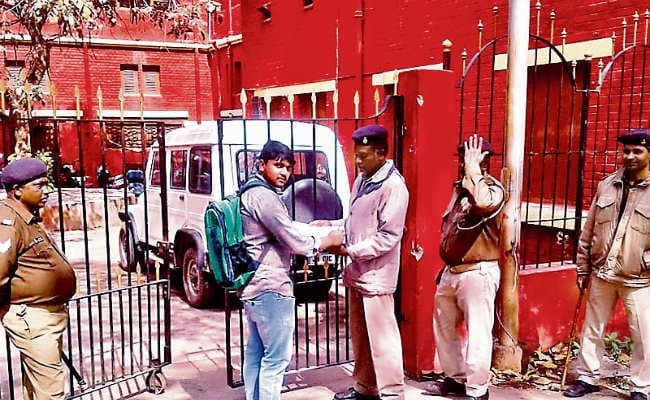 आज से रांची विश्वविद्यालय में बायोमेट्रिक्स उपस्थिति हुई अनिवार्य