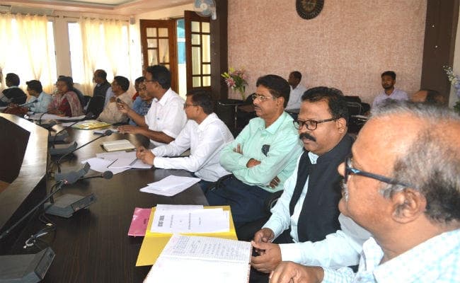 सिमडेगा जिले के 333 पोलियो बूथों पर 82135 बच्चों को पोलियो की खुराक दी जायेगी