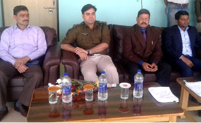 गुमला को अपराधमुक्त बनाना है, आप सभी का साथ चाहिए : SP अंजनी कुमार झा