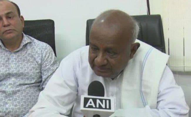 कर्नाटक : देवेगौड़ा ने कहा - 12 सीटों की मांग पर नहीं अड़ेगा जदएस, मांड्या से कुमारस्वामी के बेटे होंगे उम्मीदवार