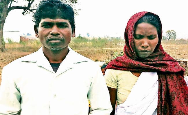 पिपरवार : धर्म बदला, पड़हा समाज ने बंद किया हुक्का-पानी