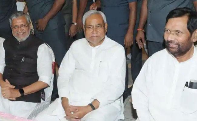 लोकसभा चुनाव : 10 तक एनडीए में सीटों की पहचान, दोनों गठबंधनों के दलों में सीटों को लेकर मची है होड़