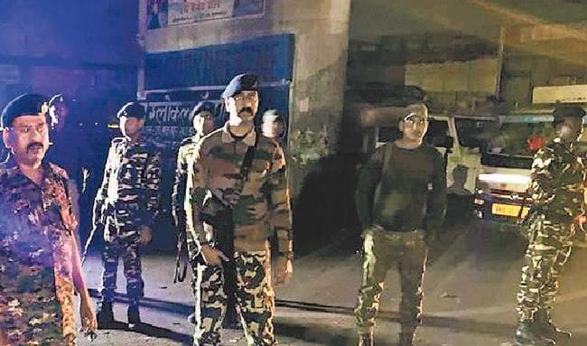 मुजफ्फरपुर : तीन गाड़ियों में छापेमारी कर पुलिस ने जब्त किये 1.12 करोड़ नकद, पटना और पूर्वी चंपारण के दो लोग हिरासत में