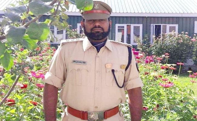 पूर्व छात्र संघ ने एलएस कॉलेज प्रशासन को लिखा पत्र, शहीद पिंटू सिंह के नाम पर कॉलेज की सड़क का नाम रखने की मांग की