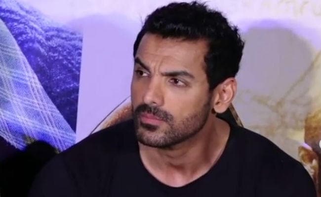 विंग कमांडर अभिनंदन को लेकर जॉन अब्राहम ने जताई ये इच्‍छा