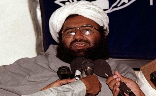 ''मसूद अजहर के भाई और बेटे समेत 44 आतंकियों को महफूज कर रहा पाकिस्तान''