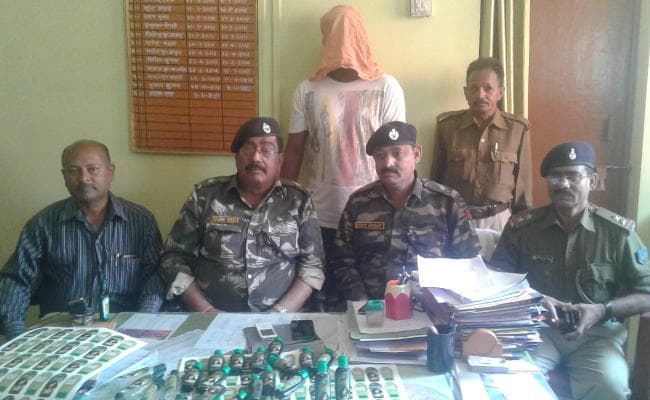 झारखंड में नकली डाबर आंवला केश तेल के व्यापार का भंडाफोड़