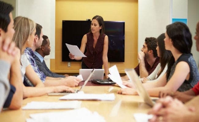 #WomensDay: कार्यबल में घट रहा है महिलाओं का प्रतिनिधित्व, 2018 में 26%