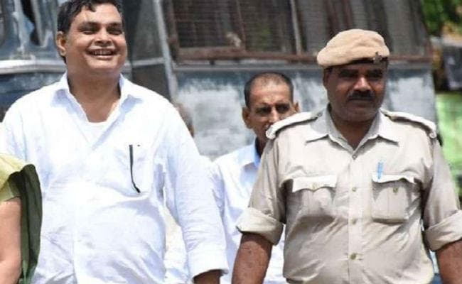 मुजफ्फरपुर बालिका गृह कांड : ब्रजेश ठाकुर पर आरोप तय