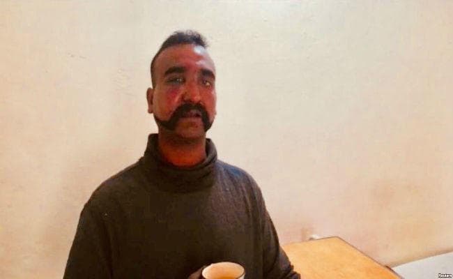 इमरान बेनकाब: पाकिस्तानी सेना ने अभिनंदन को सोने नहीं दिया, गला दबाया, लेकिन वे नहीं टूटे...