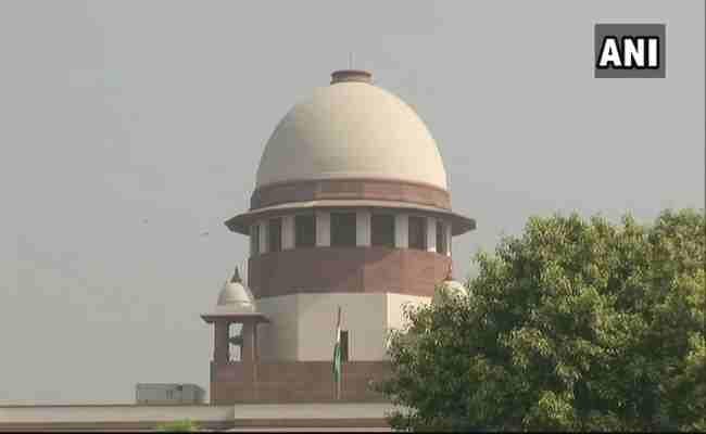 सुप्रीम कोर्ट ने असम में कुछ लोगों को मताधिकार से वंचित करने के मामले में निर्वाचन आयोग के सचिव को तलब किया