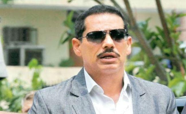 मनी लाउड्रिंग मामले में ईडी ने रॉबर्ट वाड्रा से की सात घंटे तक पूछताछ