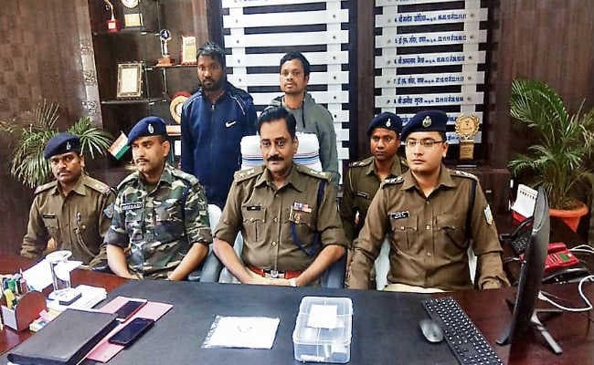 खूंटी से एक लाख का इनामी उग्रवादी बिजू मुंडा गिरफ्तार