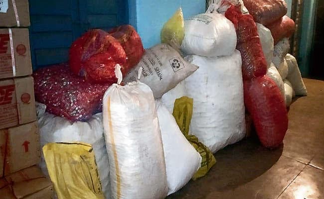 शहर में बन रही थी प्रतिबंधित दवा ऑक्सीटोसिन, तीन जगहों पर छापेमारी, चार गिरफ्तार