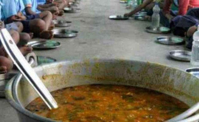 रसोइयों को मिलेंगे अब 1500 रुपये का मानदेय