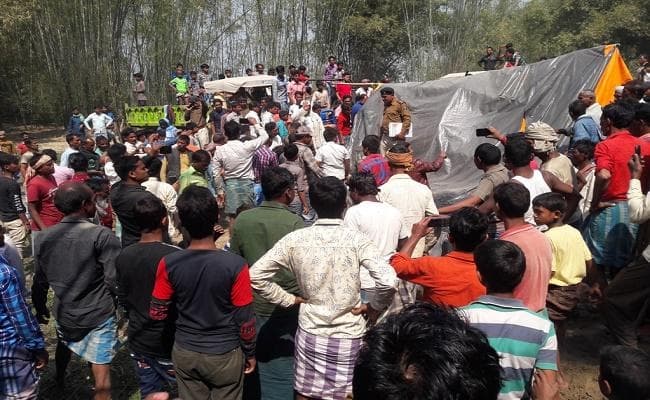 गैंगरेप के बाद महिला की हत्या, भड़के ग्रामीणों ने कथित आरोपितों को दौड़ा-दौड़ा कर पीटा