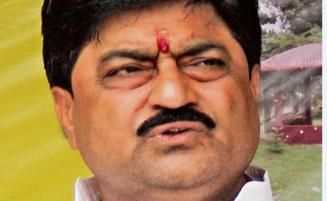 बोकारो कांग्रेस जिलाध्यक्ष थे सांसद रवींद्र, अचानक भाजपा का ले लिया था टिकट