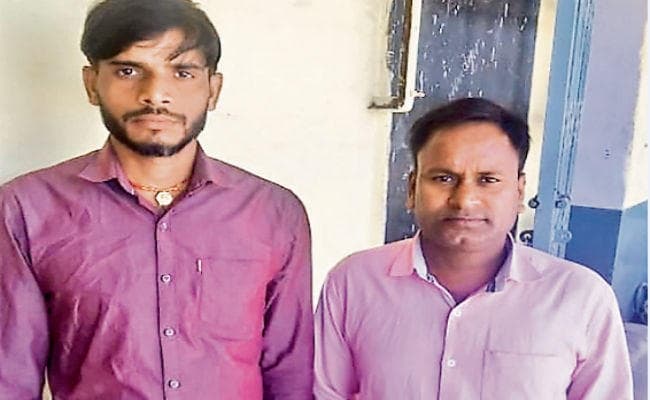 बरकाकाना : हेंदेगीर स्टेशन मास्टर व पोर्टर का अपहरण, रिहा