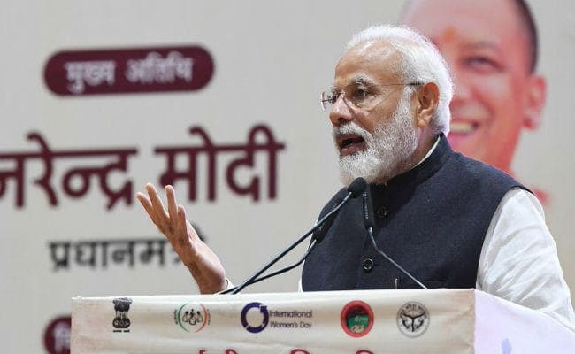 सात चरणों में चुनावी दंगल: मोदी ने मांगा जनता का ‘आशीर्वाद'', कांग्रेस ने कह दी ये बात