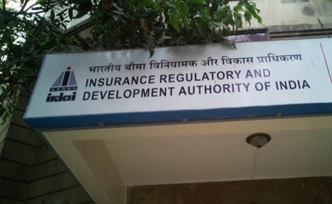 आईडीबीआई बैंक में हिस्सेदारी घटाने के लिए इरडा ने एलआईसी से मांगा प्रस्ताव