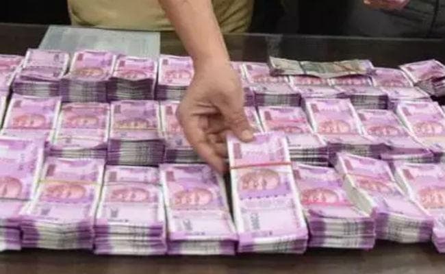 पटना : चुनाव में हवाला कारोबार रोकना बड़ी चुनौती, इन स्थानों से पकड़े गये पैसे