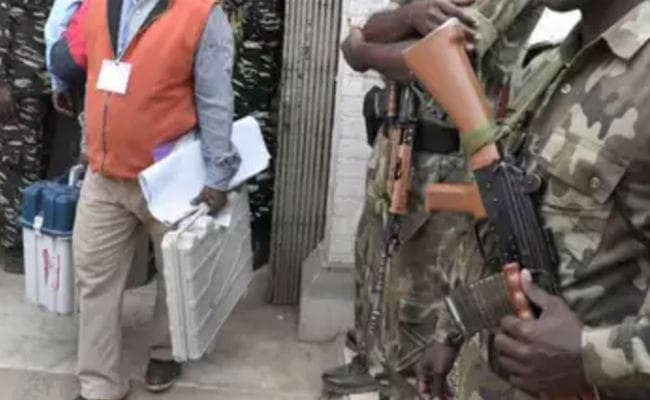 पटना : सुरक्षा बल की कमी से अधिक फेज में हो रहा चुनाव