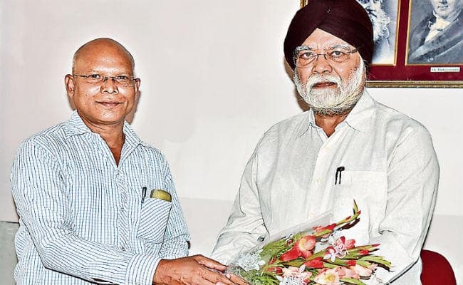 जमशेदपुर : डॉ कुलवंत सिंह ने संभाला प्रिंसिपल का पदभार