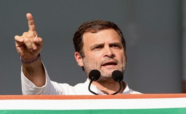 मसूद अजहर को कांग्रेस ने पकड़ा और भाजपा ने पाकिस्‍तान में छोड़ा : राहुल गांधी