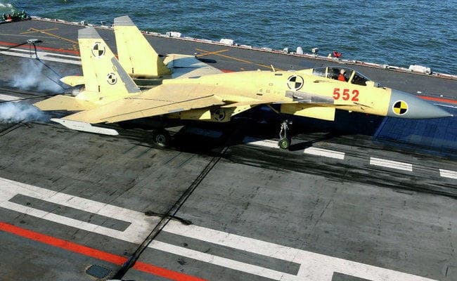 चीनी नौसेना का विमान दुर्घटनाग्रस्त, दो पायलटों की मौत