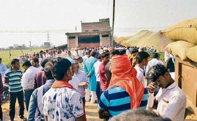 रोहतास : बाइक से बांधकर दो लोगों को नहर में डुबोया, मौत