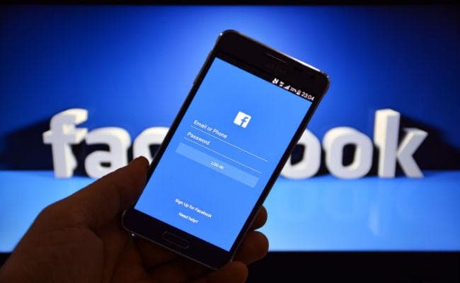 कुछ देर के लिए ठप हो गया Facebook और इंस्टाग्राम, नहीं चल सका कारणों का पता