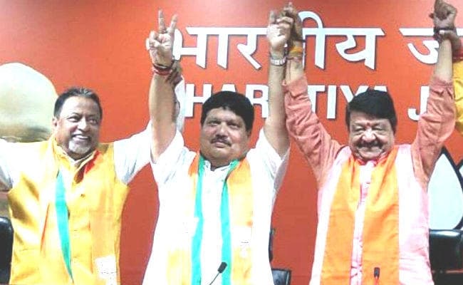 तृणमूल छोड़कर भाजपा में शामिल हुए विधायक अर्जुन सिंह 6 साल के लिए पार्टी से निष्कासित