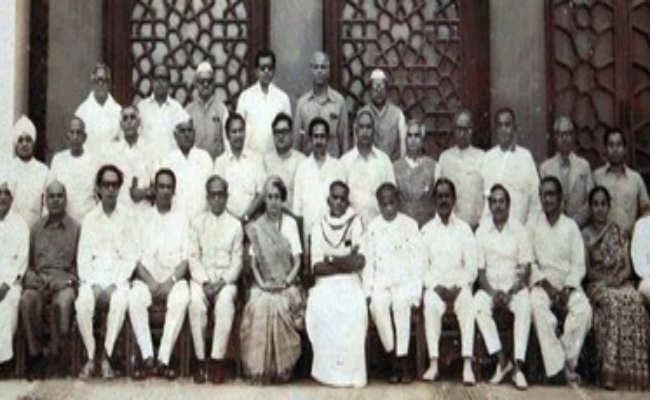 लोकसभा चुनाव:  गाड़ी नहीं थी, साइकिल से निकलते थे प्रचार करने