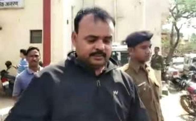 RANCHI : अशोक नगर डबल मर्डर केस के मुख्य आरोपी लोकेश चौधरी का बॉडीगार्ड गिरफ्तार, हत्या की बतायी यह वजह