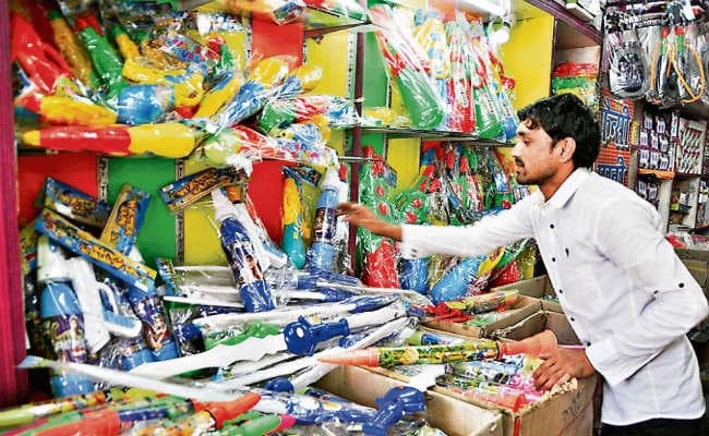 चीनी उत्पादों के बहिष्कार का होगा दूरगामी असर, जानें भारत-चीन के व्यापार आंकड़ों के बारे में