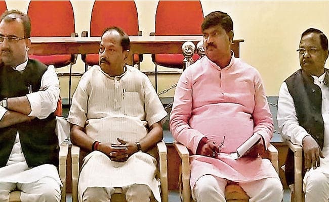 रांची : सीएम ने भाजपा के मीडिया एवं प्रवक्ता टीम के साथ की बैठक, कहा, राष्ट्रीय मुद्दों को लेकर जनता के बीच जायें