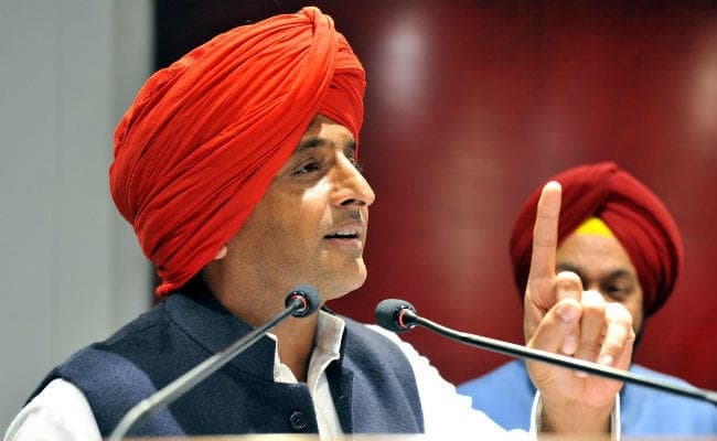 बोले अखिलेश यादव- कांग्रेस हमारे साथ, साइकिल पर कई लोग बैठ सकते हैं, ये हमारी साइकिल है