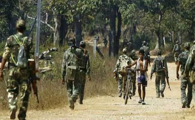 दंतेवाड़ा में नक्सलियों के हमले में सीआरपीएफ का एक जवान शहीद, पांच घायल