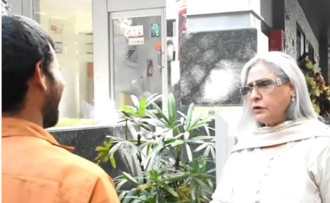VIDEO: फैन ने जया बच्चन की खींची तसवीर, गुस्साई एक्ट्रेस ने बुलाया और…