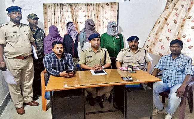 रांची : फेसबुक पर हुई थी दोस्ती, भांग के नशे में दोस्तों संग किया रेप