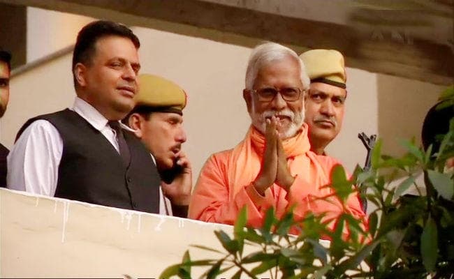 समझौता ट्रेन  विस्फोट मामले में असीमानंद, तीन अन्य बरी