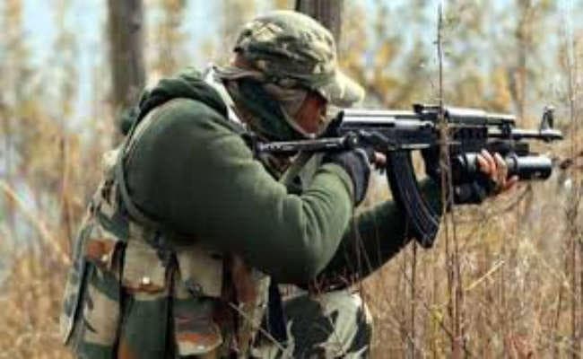 जम्मू-कश्मीर के बारामूला में हुई मुठभेड़ में दो आतंकवादी ढेर, अधिकारी समेत तीन सैन्यकर्मी भी घायल