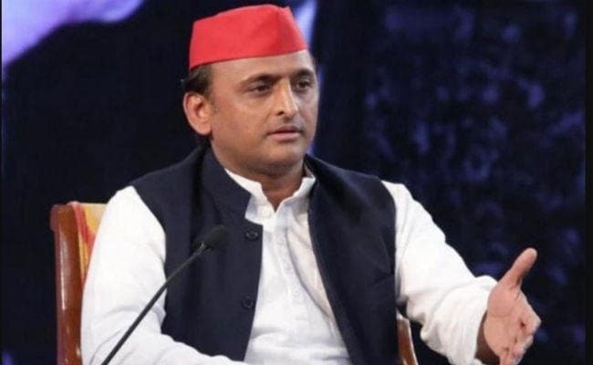 सशस्त्र बलों की कुर्बानी पर सवाल नहीं उठाए जाने चाहिए : अखिलेश