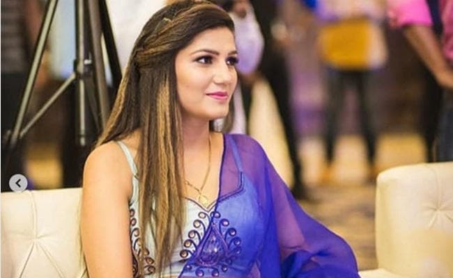 मशहूर डांसर सपना चौधरी कांग्रेस में शामिल, मथुरा से हेमा मालिनी को देंगी टक्‍कर !