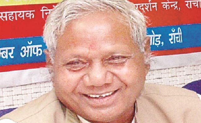 खूंटी : सीमित साधन में ही चुनाव लड़ना होता था, ना सड़क थी ना गाड़ियां, चूड़ा-गुड़ ले निकल जाते थे : कड़िया मुंडा